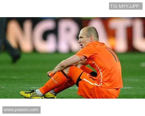 2010年世界杯决赛西班牙对荷兰精彩集锦回顾与赛后分析