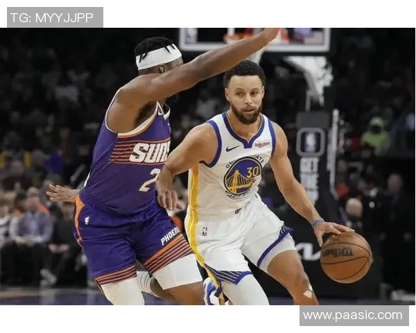 2015到2016赛季勇士与快船激战回顾及精彩瞬间分析