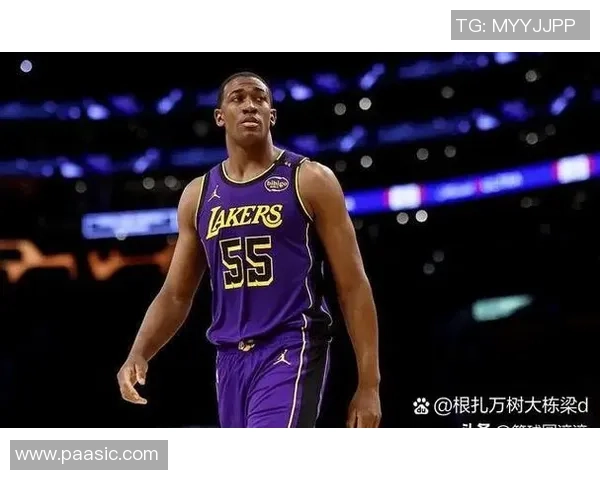 2016年11月26日勇士与湖人激战回顾：篮球盛宴中的精彩瞬间与球员表现分析